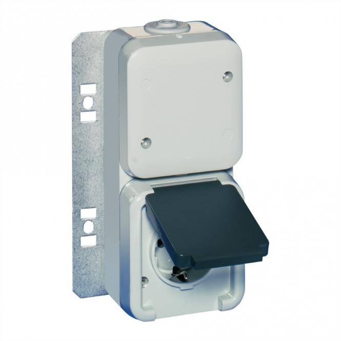 Verteilerdose mit Schutzkontakt-Steckdose, ANSCHLUSS/SERVICE-STECKDOSE 